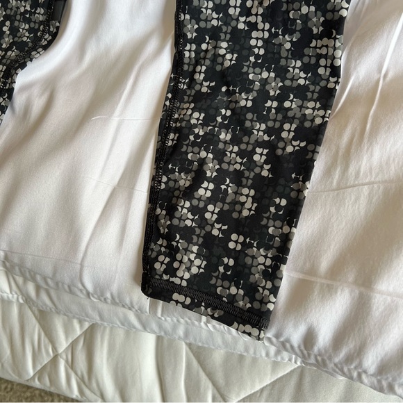 Sweaty Betty Zero Gravity Pocket 7/8 Running Leggings Size 4-6 - Picture 5 of 8